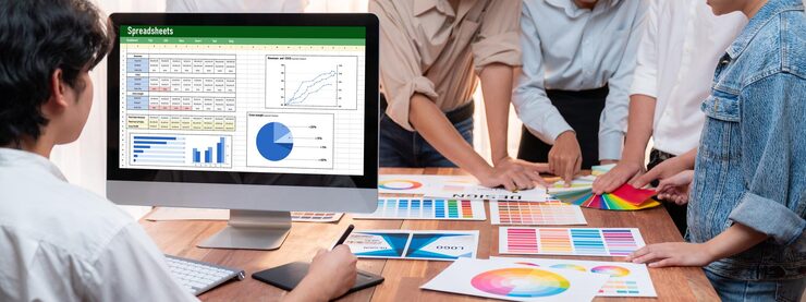 spreadsheet-document-information-financial-startup-concept-brisk_31965-672361